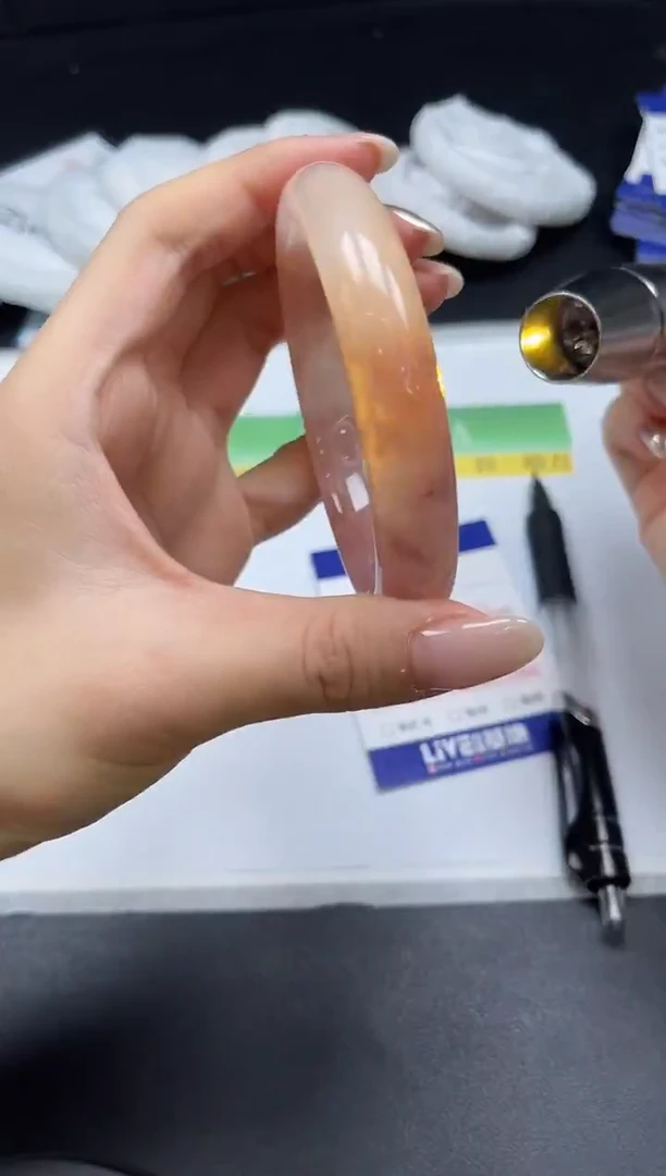 未镶嵌手镯石英质玉0133-5960