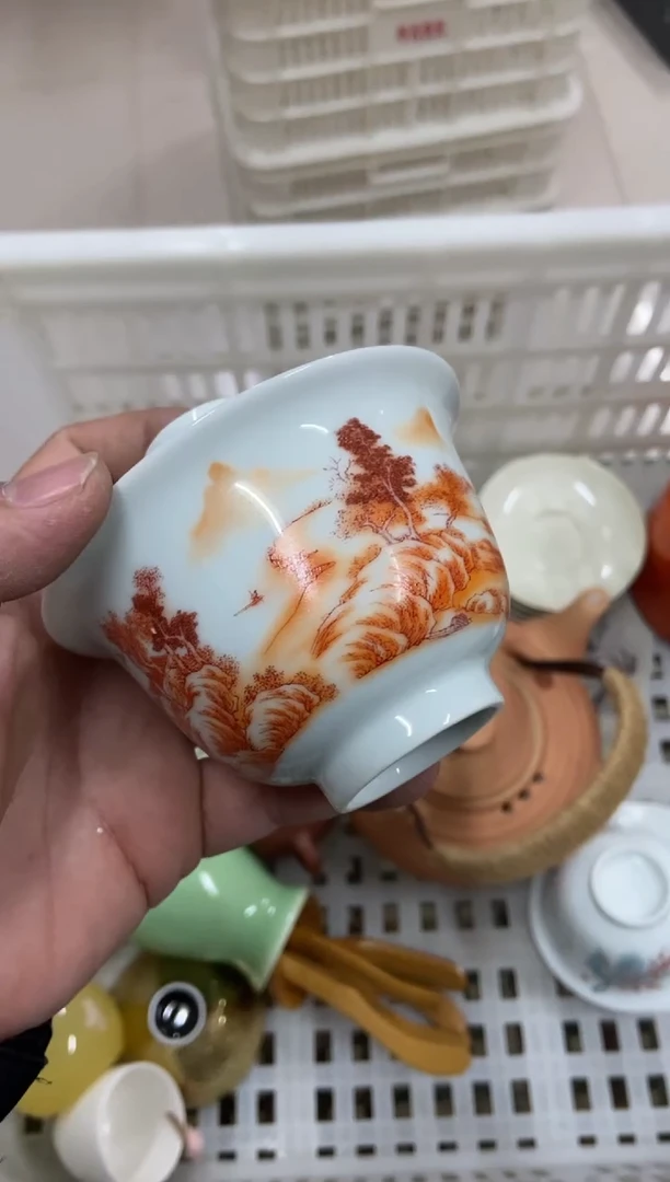 无运费险有瑕疵的摄影的产品有使用过的痕迹有点脏介意勿拍