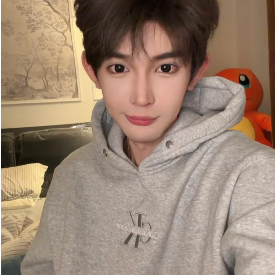 秋冬加绒套头百搭网红卫衣