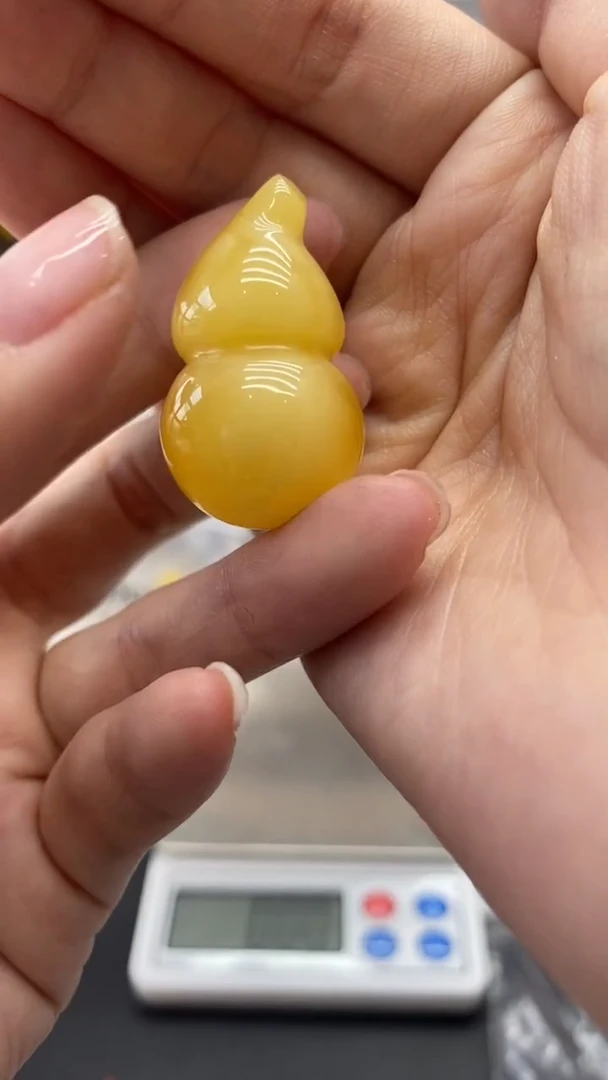 琥珀未镶嵌珠宝奇石2357