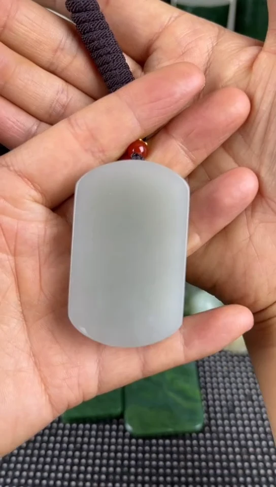 和田玉未镶嵌珠宝半成品牌子