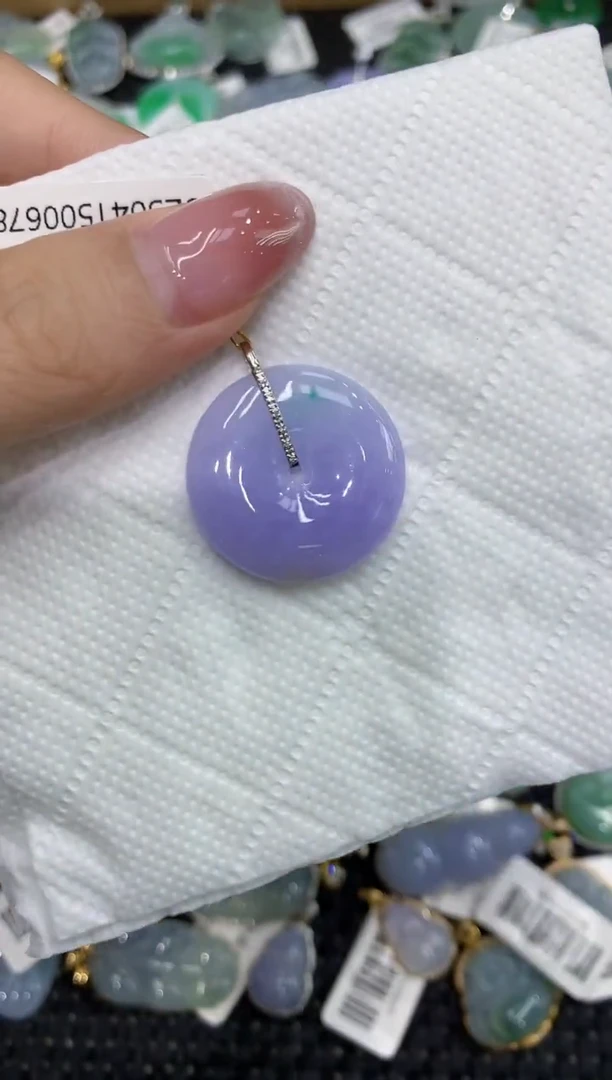 翡翠18K金镶嵌颈饰111111111111