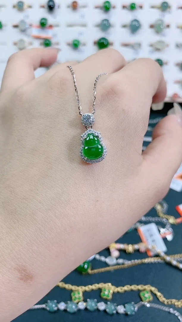 翡翠银S925镶嵌颈饰天然翡翠