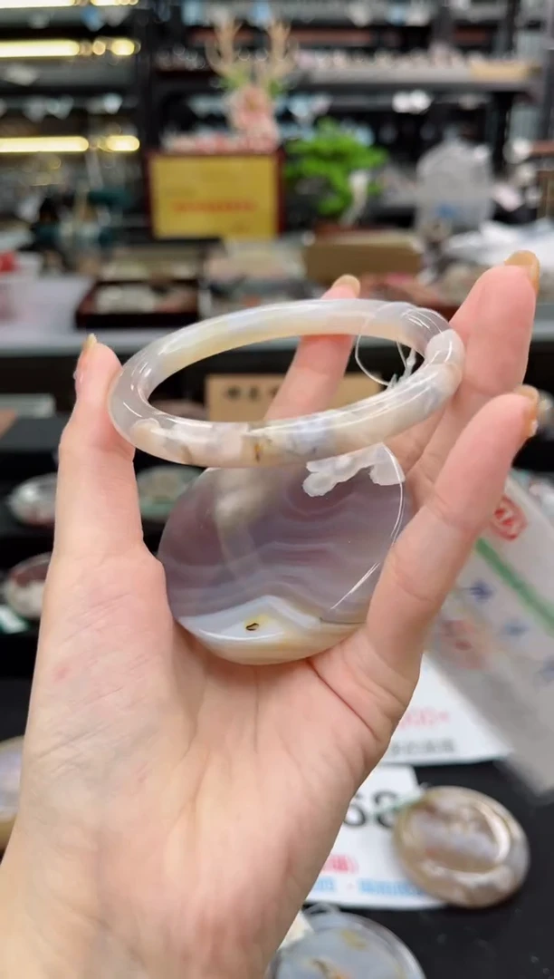 【闪购商品】石英质玉手镯未镶嵌61圈口（赠品镯心）1540711
