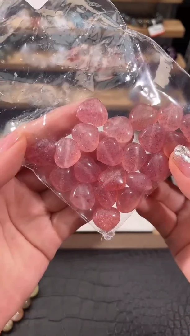 水晶手链未镶嵌中色爱心草莓晶多样性发一