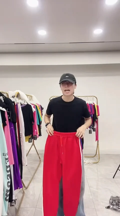 闪电购精品女装83M