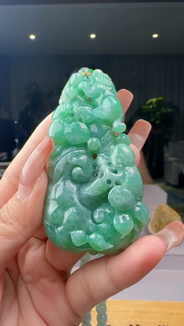翡翠未镶嵌吊坠(赠链)YL@@960Q3J19210