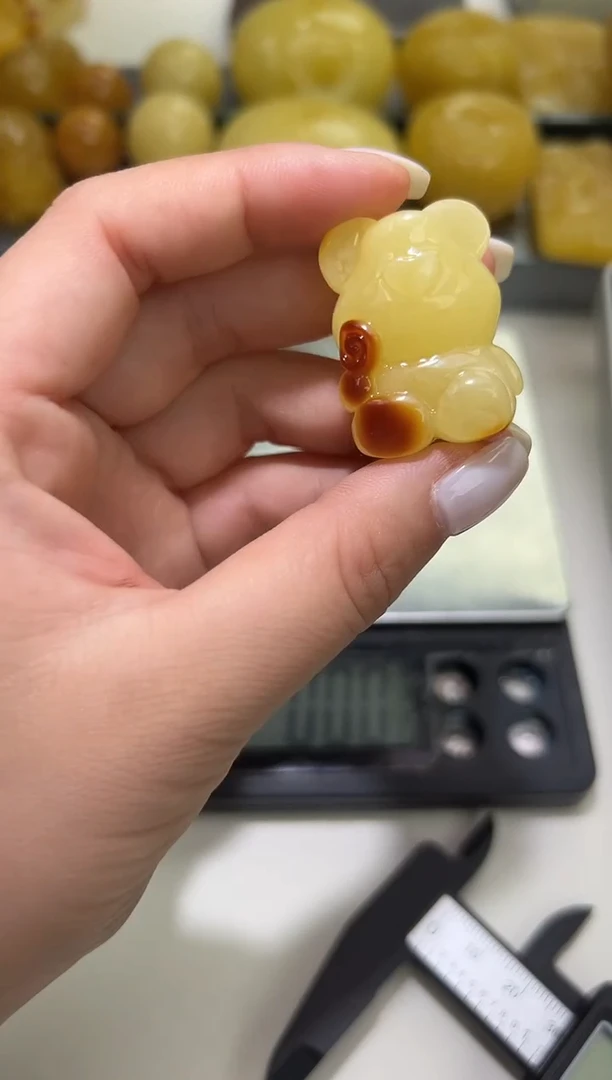 裸石琥珀未镶嵌琥珀蜜蜡吊坠