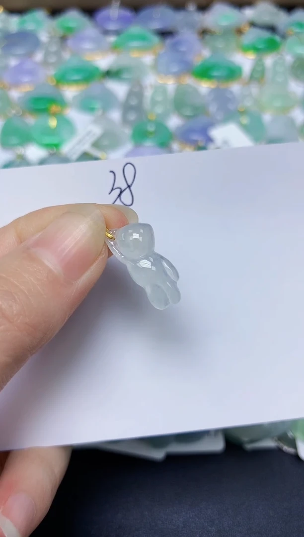 翡翠未镶嵌颈饰天然缅甸翡翠A货