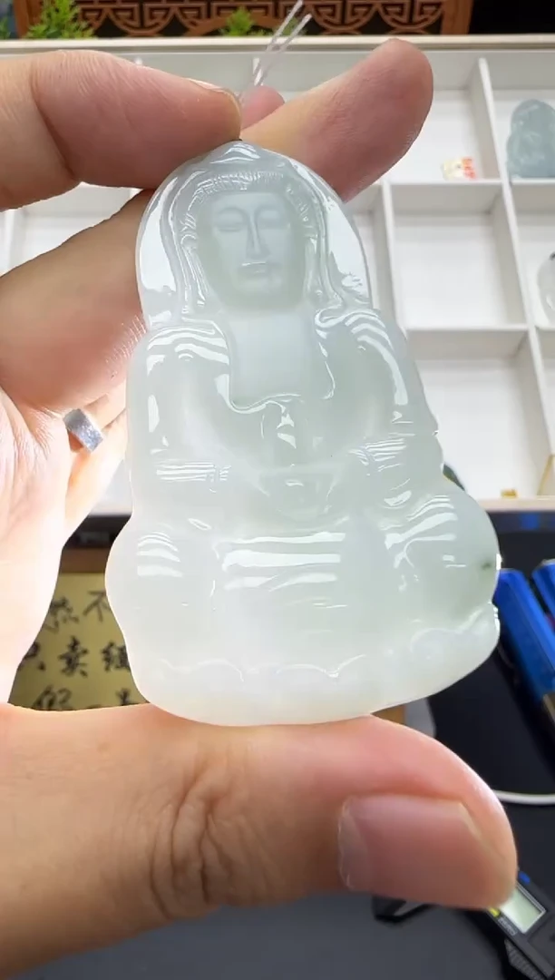 翡翠挂件未镶嵌A货翡翠多样性孤品