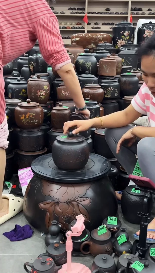 罐瑕疵茶叶罐 小苹果荷花 105