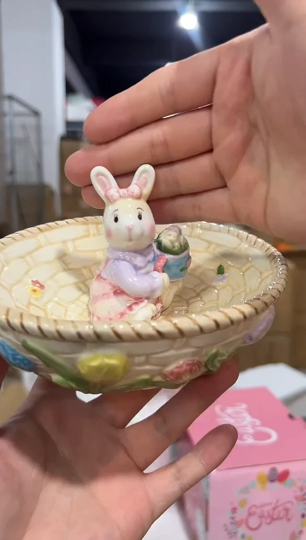 瓷片粉色原盒兔子糖果碗