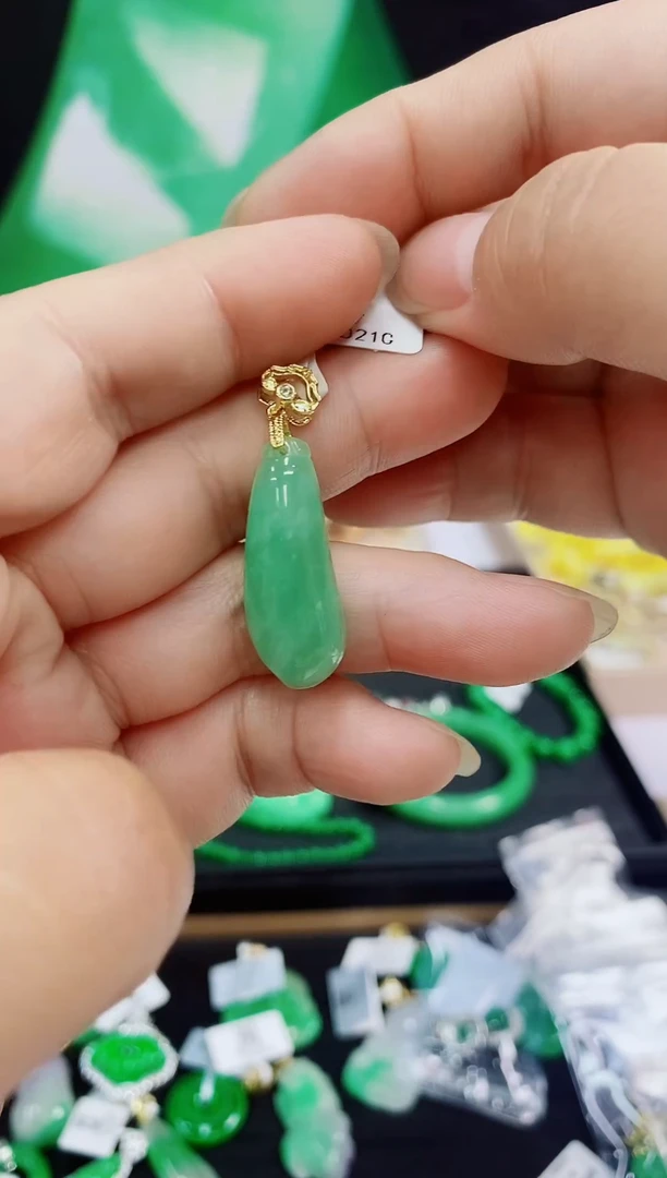 颈饰未镶嵌翡翠闪购链接   多样性发其一 颜色微差
