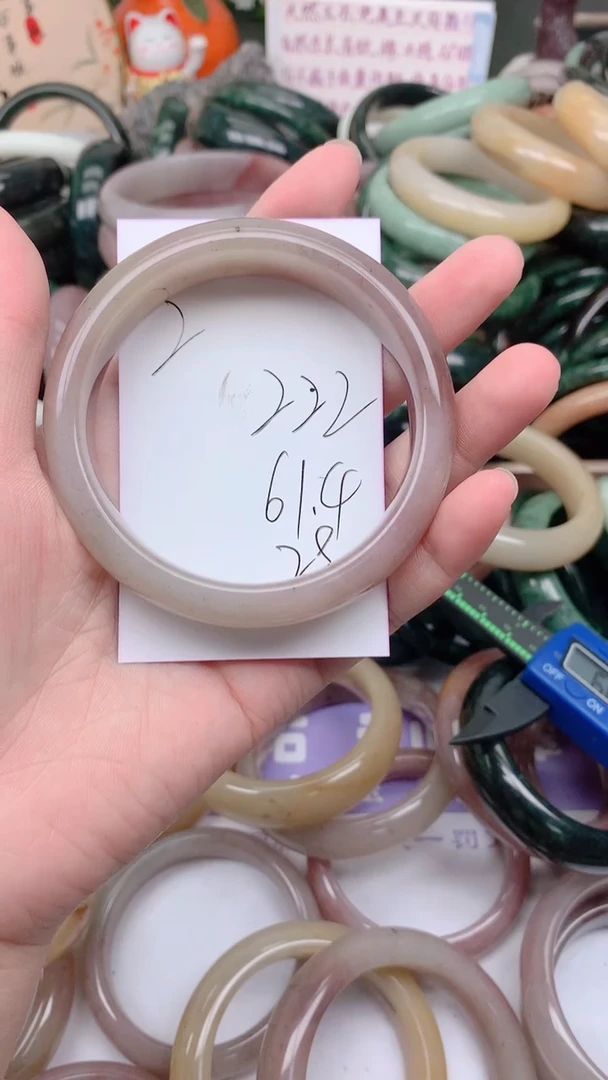 石英质玉手镯未镶嵌222