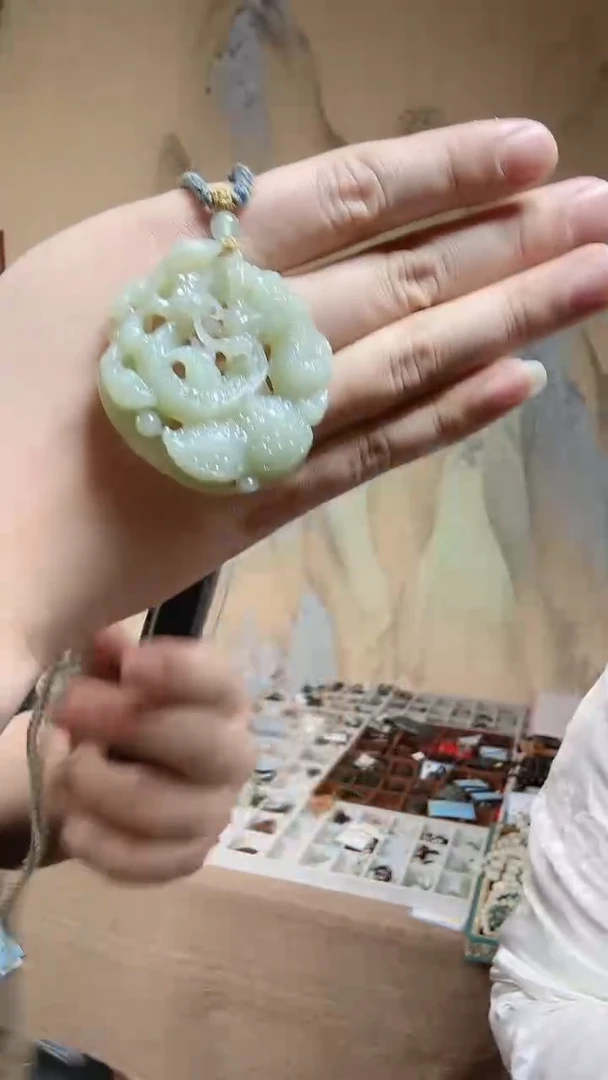 【闪购商品】和田玉颈饰未镶嵌.