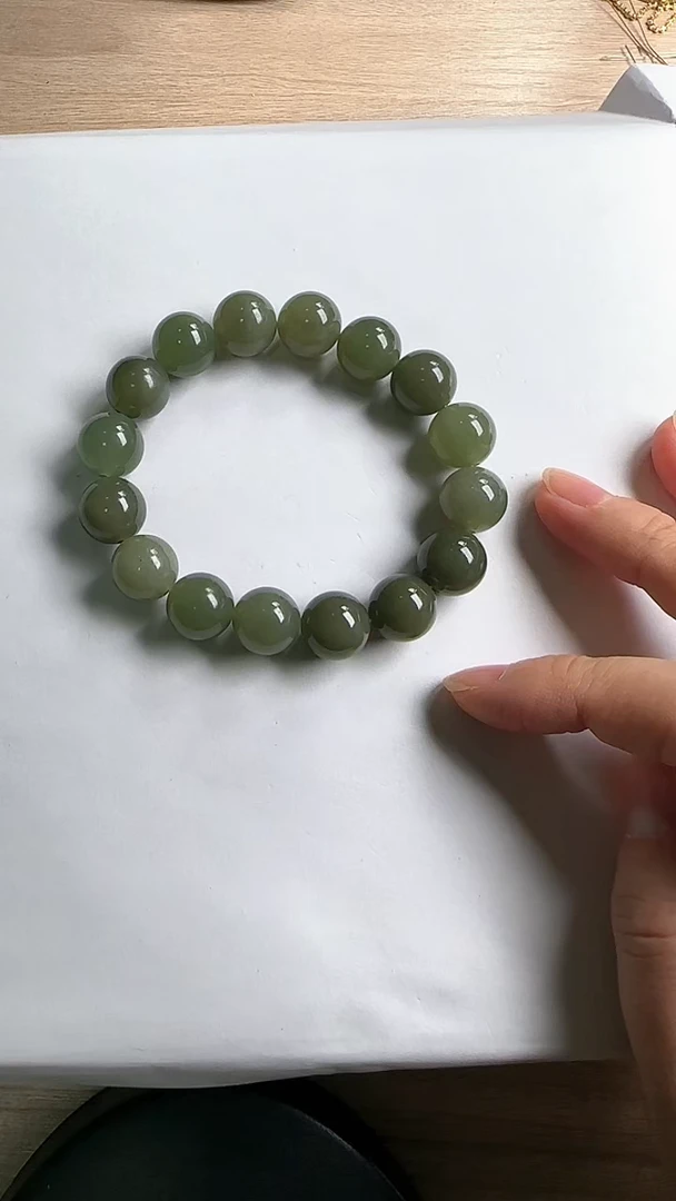 未镶嵌手链和田玉爱****心手链