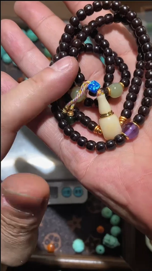 吊坠椰蒂134.。。。。。