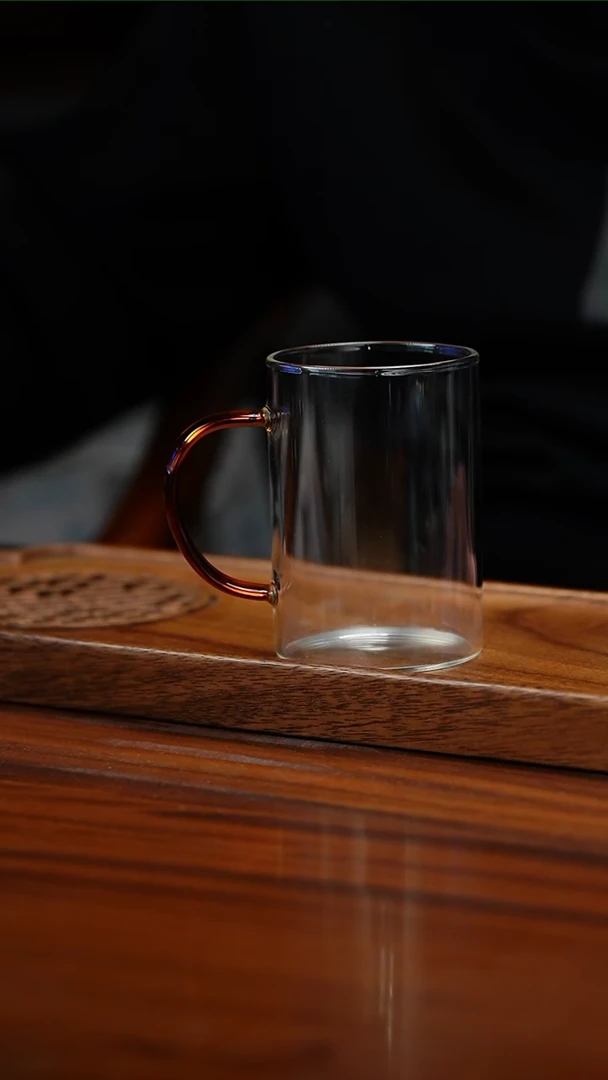 【闪购商品】个人绿茶杯唬迫色300毫升