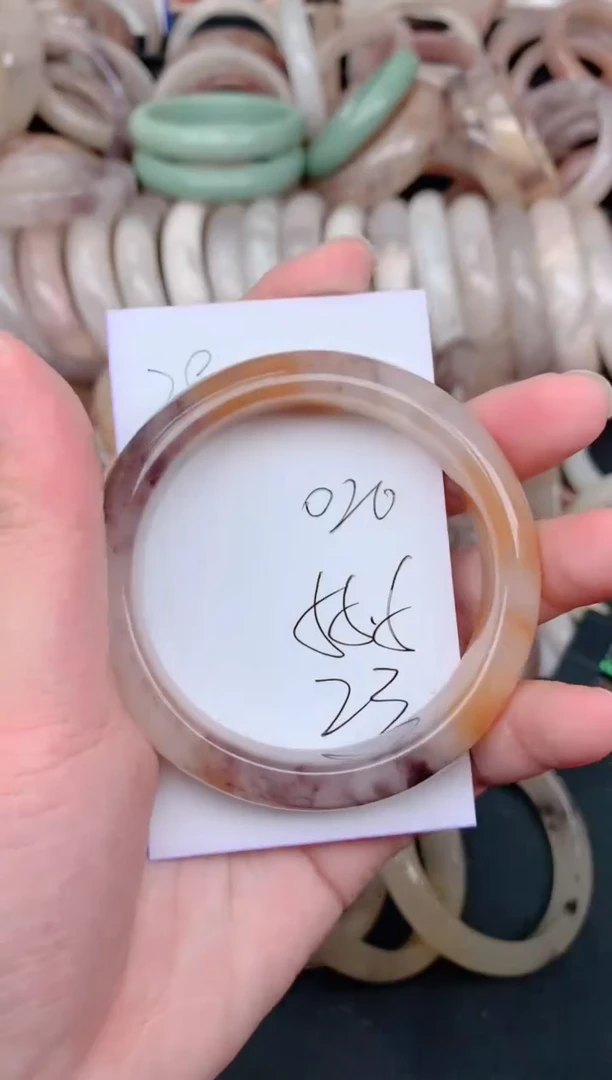 未镶嵌手镯石英质玉020