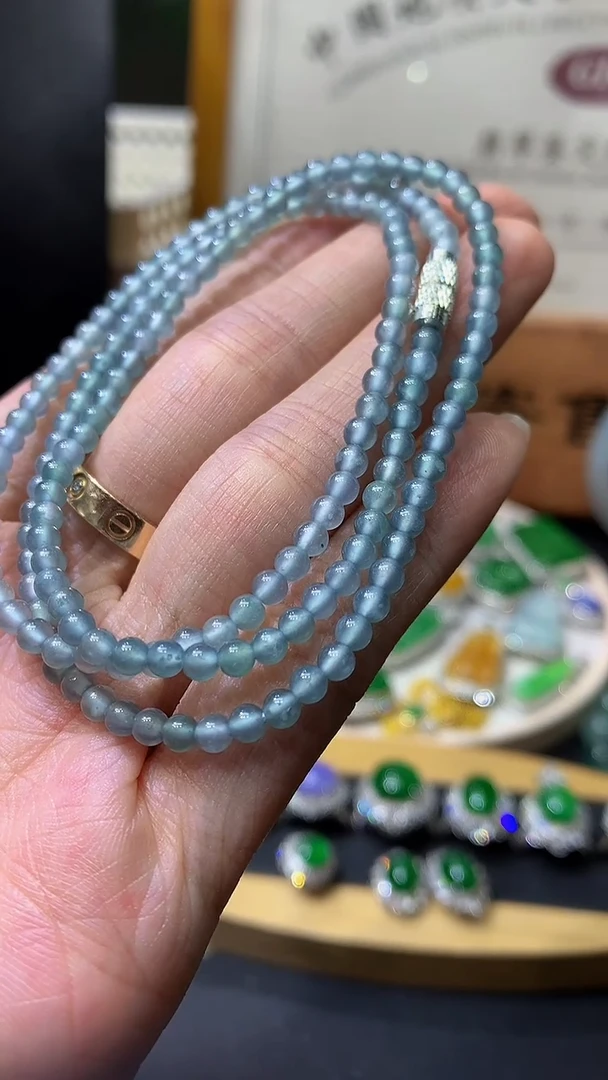 翡翠未镶嵌颈饰团购