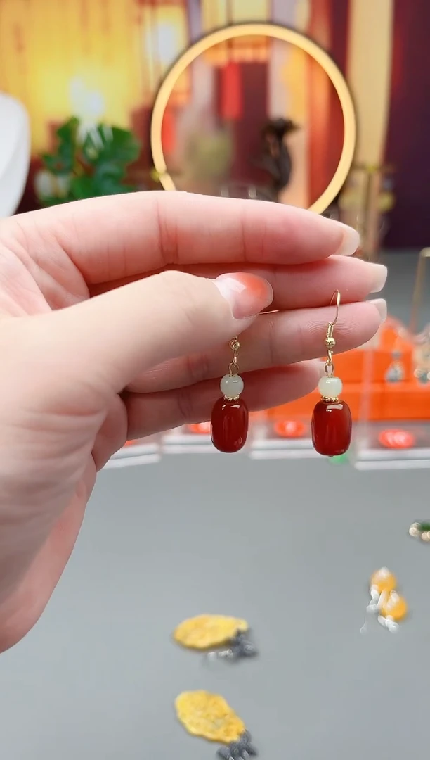 未镶嵌耳钉玛瑙/玉髓335