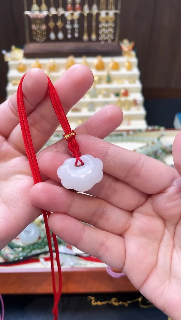 【闪购商品】和田玉颈饰未镶嵌如意