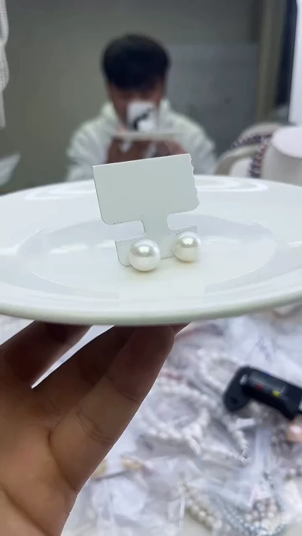 未镶嵌耳饰淡水珍珠白色系耳饰