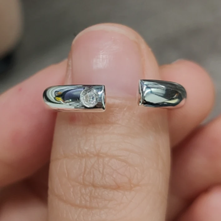 足银锆石戒指 足银999光面戒指