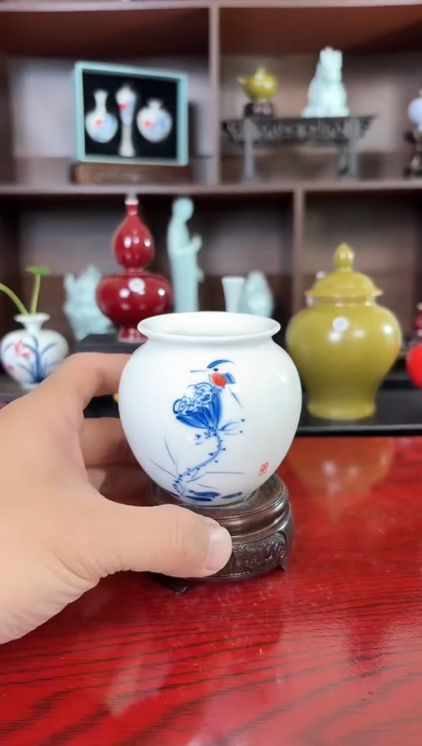 摆件瓷12.31晚微瑕小花瓶摆件