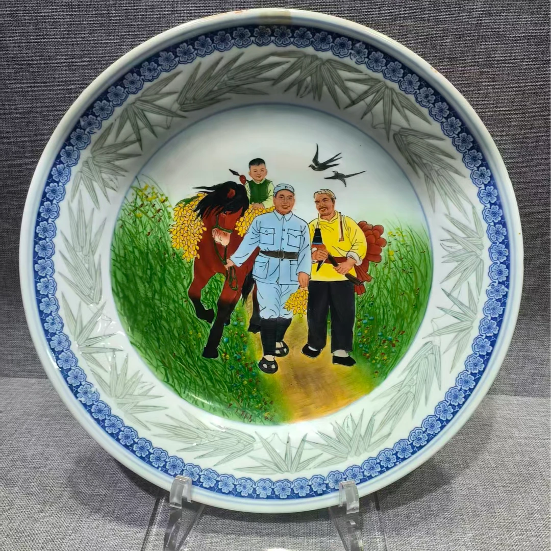 lot8844五六七手绘人物大盘/云南典藏