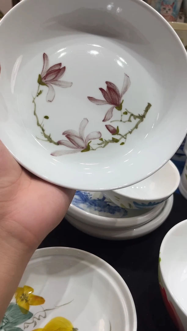 陶瓷景德镇高温釉下手工手绘高白泥陶瓷圆深盘玉兰花