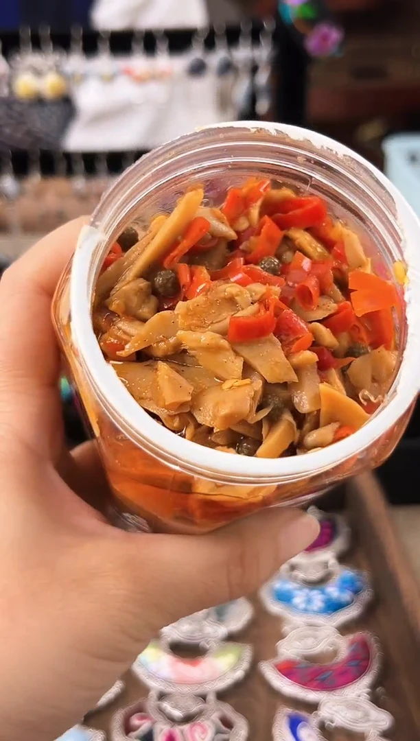 织绣艺枝独绣老绣饰品【菇菇白】