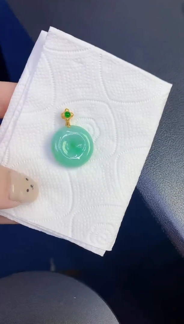 颈饰未镶嵌翡翠缅甸天然翡翠A货