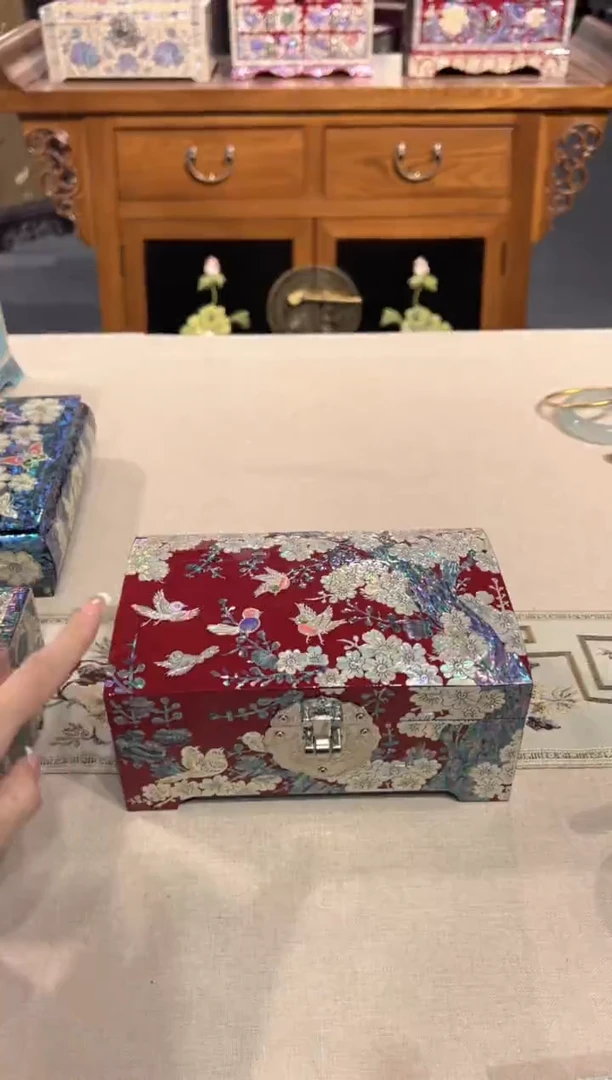 【闪购商品】鱼锁绒布底·弘贝雅螺钿漆器文化馆