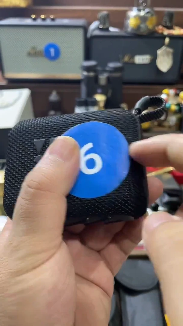 瓷片闪购商品 如图所示