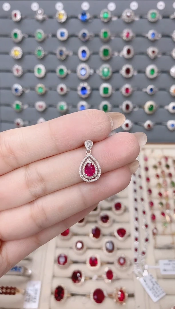 18K金吊坠18K金镶嵌红宝石1