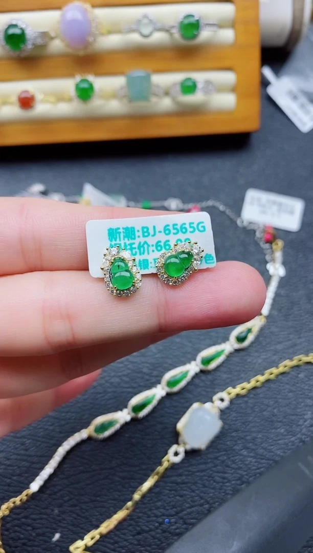 银S925镶嵌戒指翡翠1