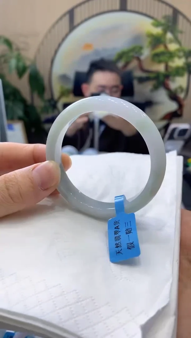 【闪购商品】翡翠手镯未镶嵌0000014562