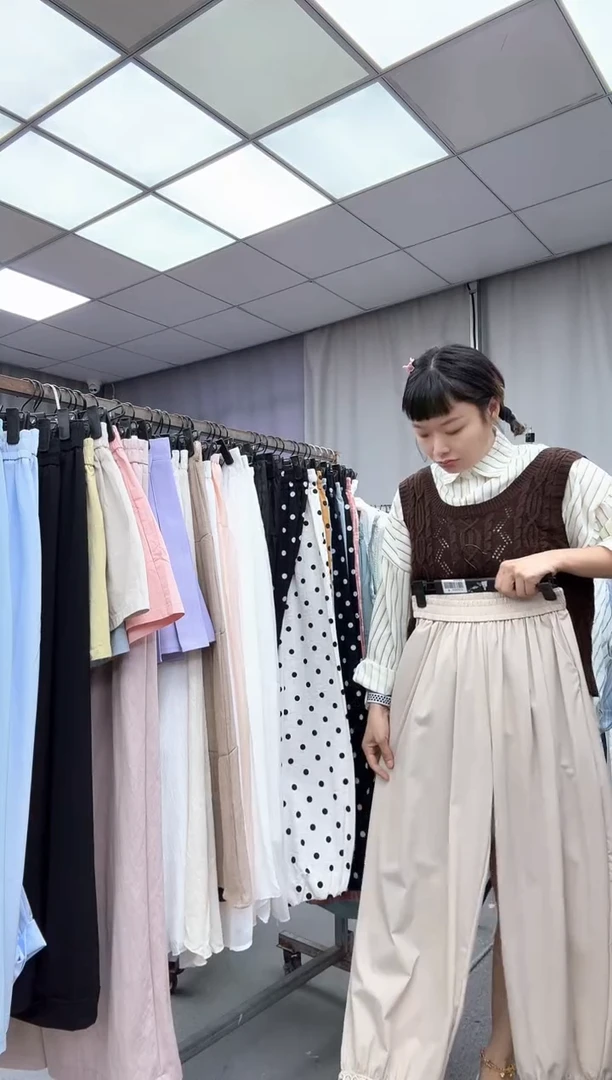 大哥家漂亮衣服漂亮颜色