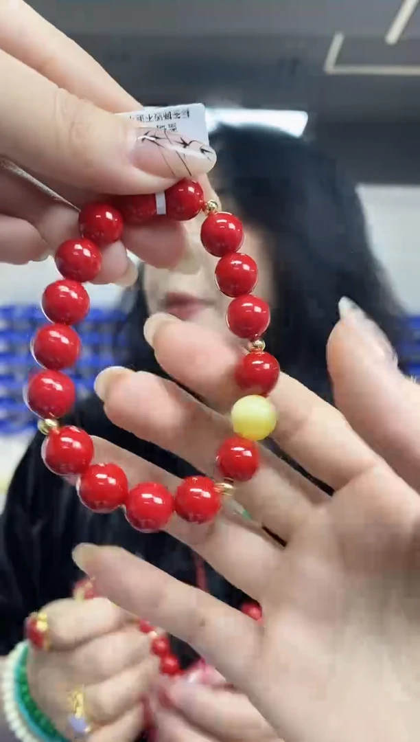 【闪购商品】蜜蜡裸石未镶嵌多样性发其一颜色微差