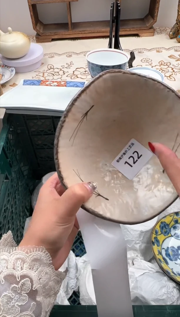 【闪购商品】瓷片Q           122