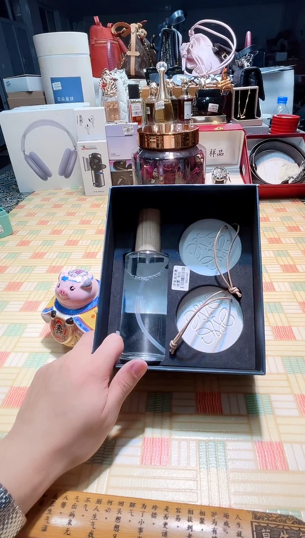 瓷片瓷器 库房到期 全部地板价@@1
