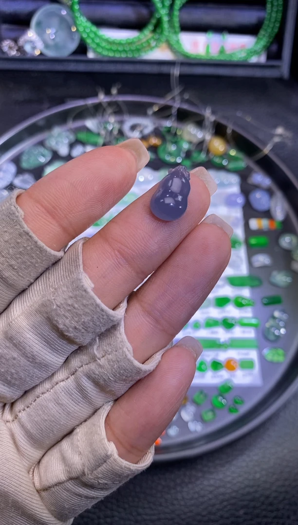 未镶嵌挂件翡翠瓜