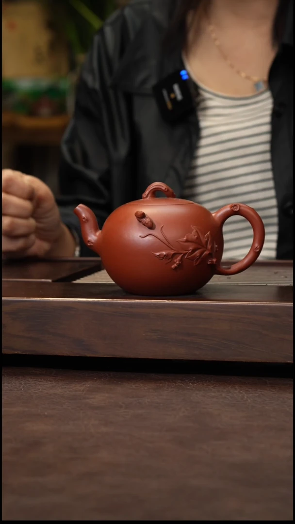 茶壶紫砂朱泥泥绘松鼠葡萄200cc左右