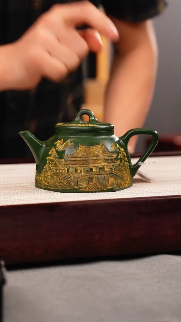 茶杯紫砂绿泥 六方井栏 忆江南 描金