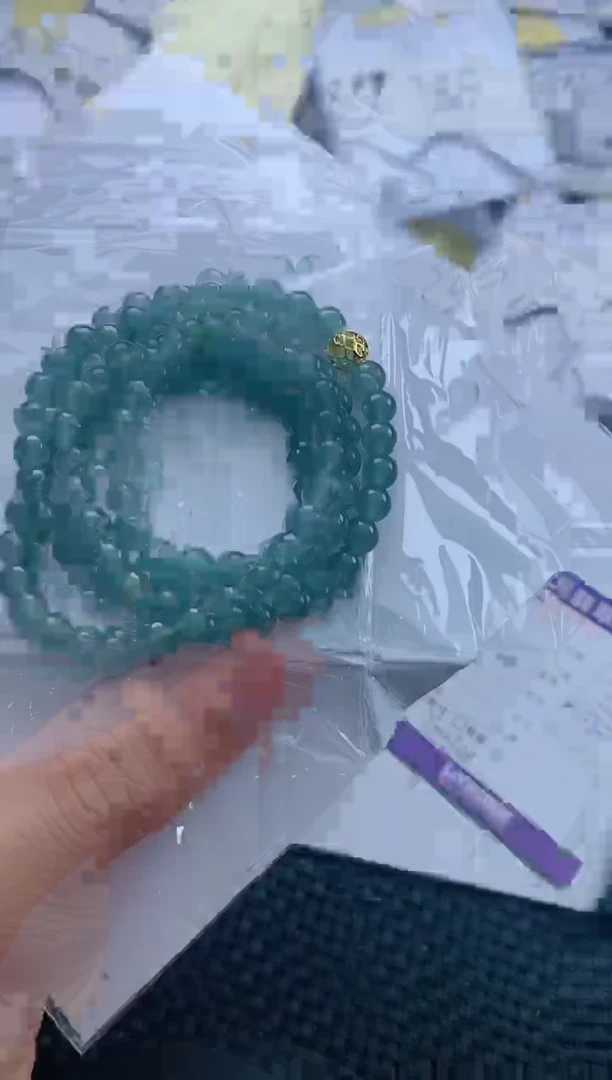 翡翠未镶嵌颈饰