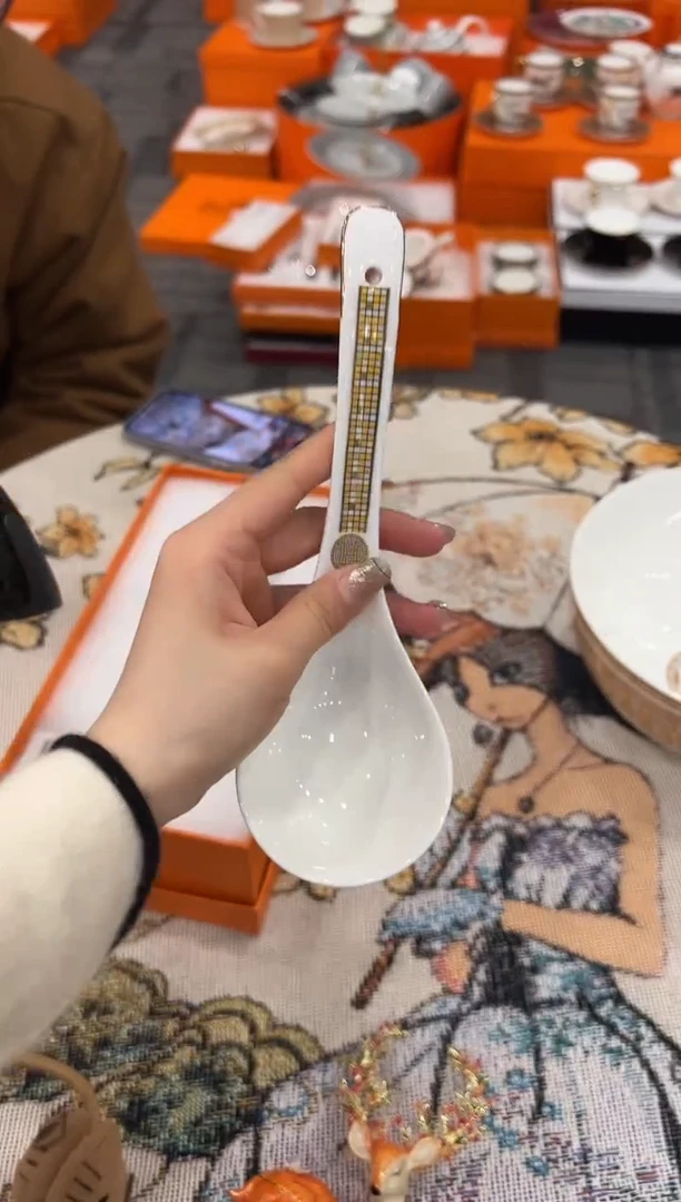 【闪购商品】杯H0793--------------