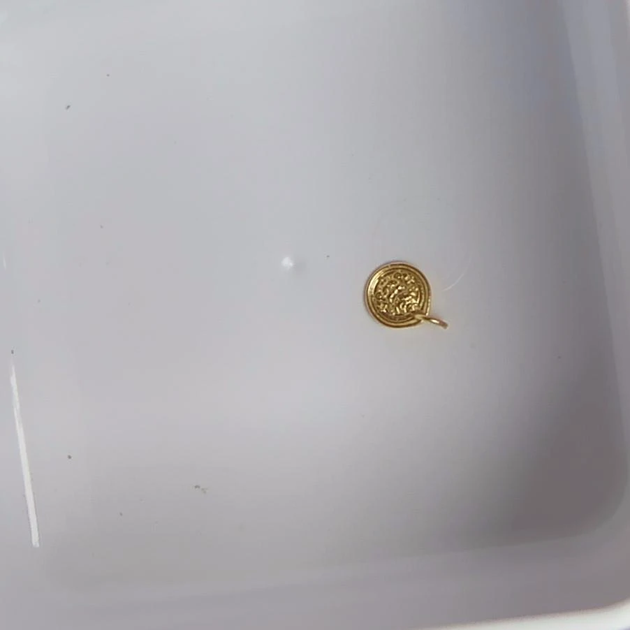 黄金足金小金 豆