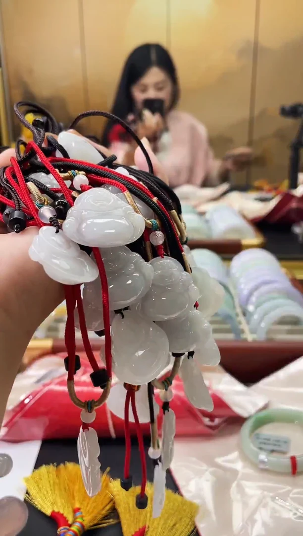 颈饰未镶嵌翡翠?****&佛公~多样性发货