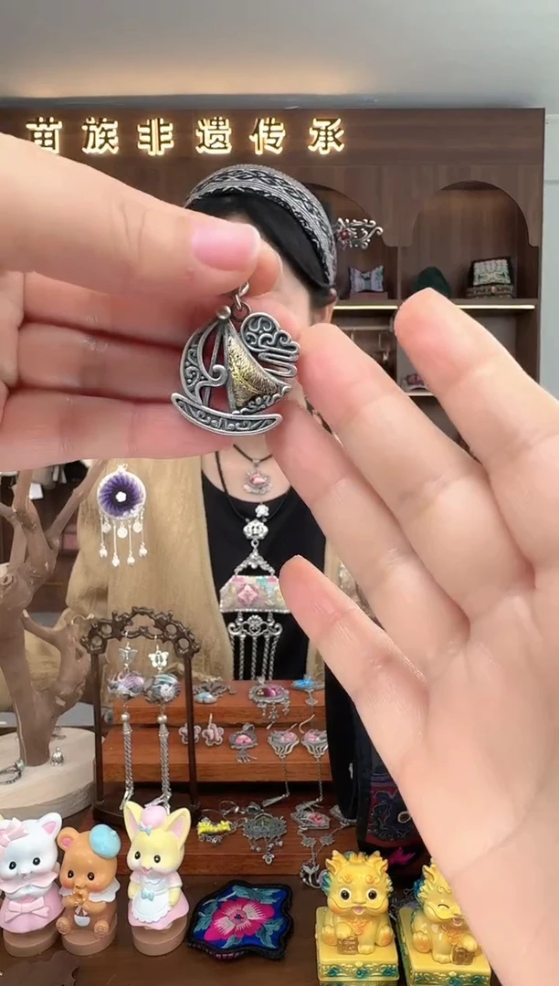 【闪购商品】织绣扶光苗绣传承21